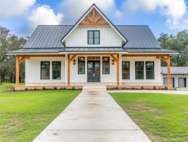 Barndominium House Plan - Spacious Modern Design